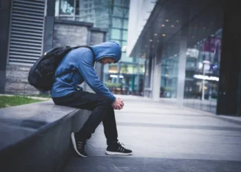 Tôi và 4 Năm Nợ Nần – Hành Trình Cắt Đứt Một Chu Kỳ Luẩn Quẩn