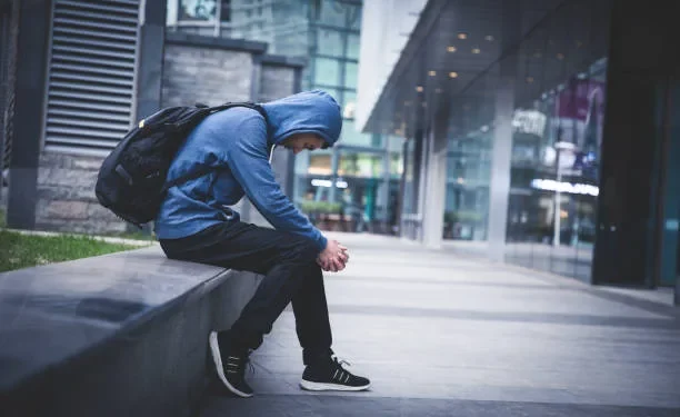 Tôi và 4 Năm Nợ Nần – Hành Trình Cắt Đứt Một Chu Kỳ Luẩn Quẩn